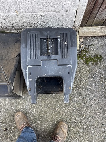 Flymo quicksilver lawnmower - ,